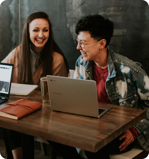Happy traders using Forext platform